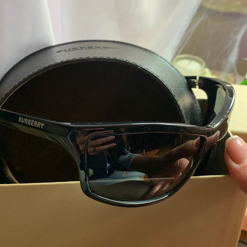 Authentic BURBERRY 66 rectangular acetate logo Sunglasses - Picture 2 of 12